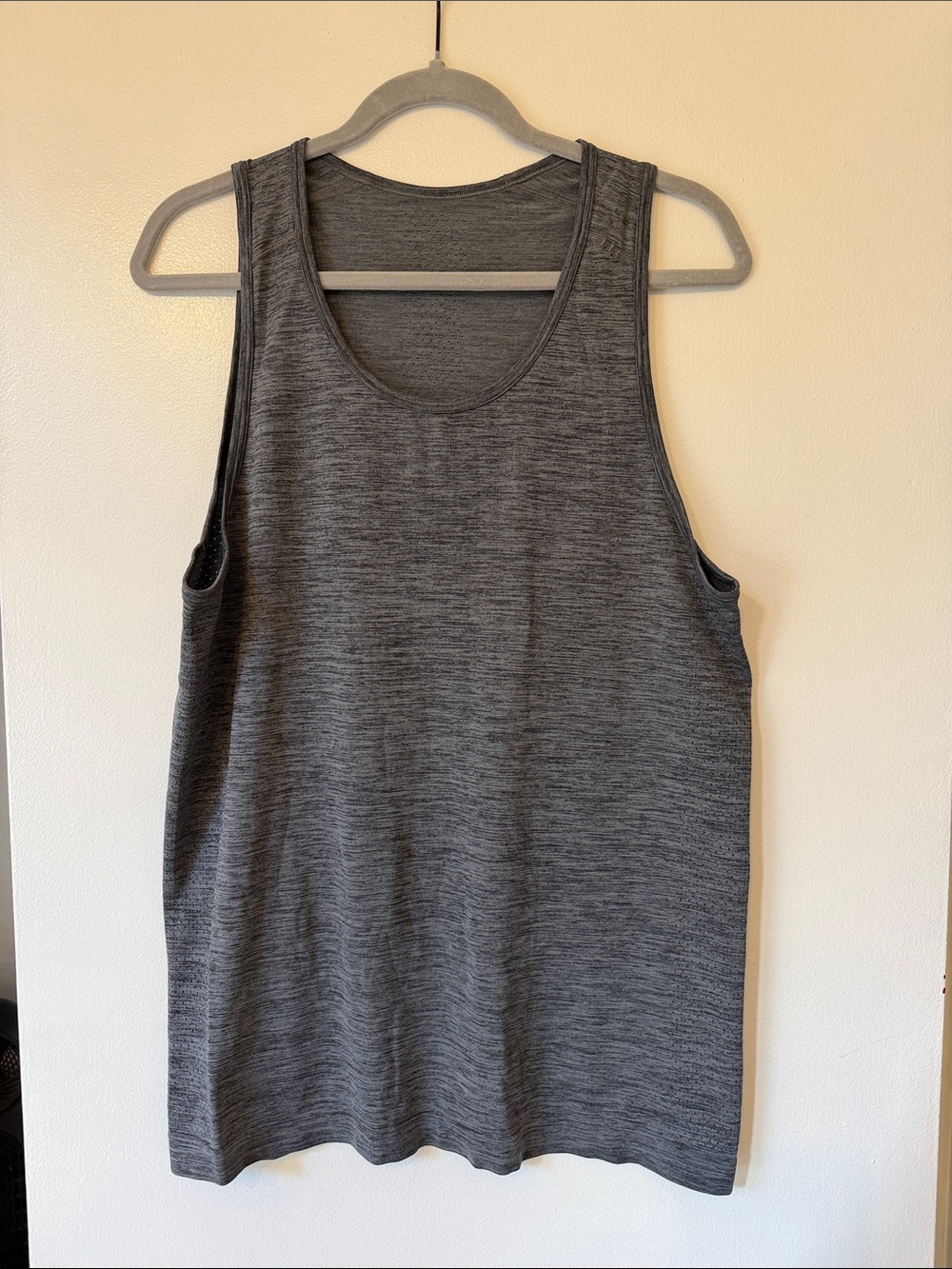 Lululemon Men’s Tank Top